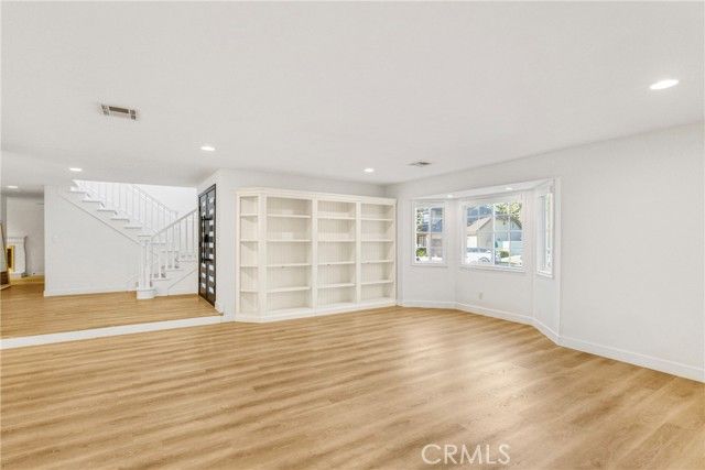 22158 Rayen, West Hills (los Angeles), CA 91304