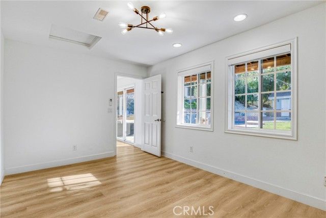 22158 Rayen, West Hills (los Angeles), CA 91304