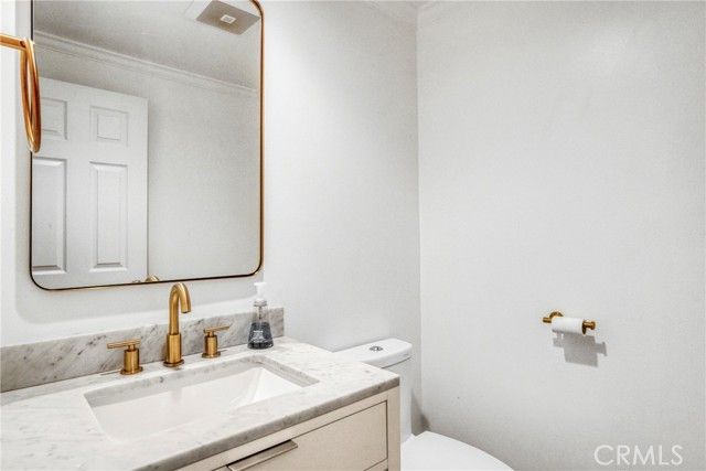 22158 Rayen, West Hills (los Angeles), CA 91304