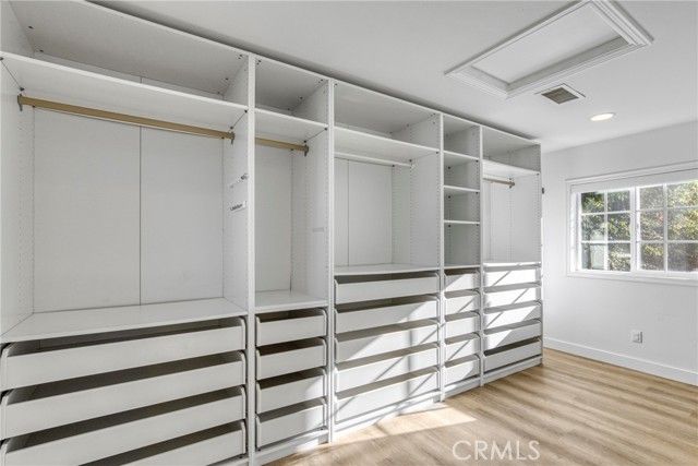 22158 Rayen, West Hills (los Angeles), CA 91304