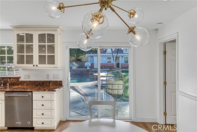 22158 Rayen, West Hills (los Angeles), CA 91304