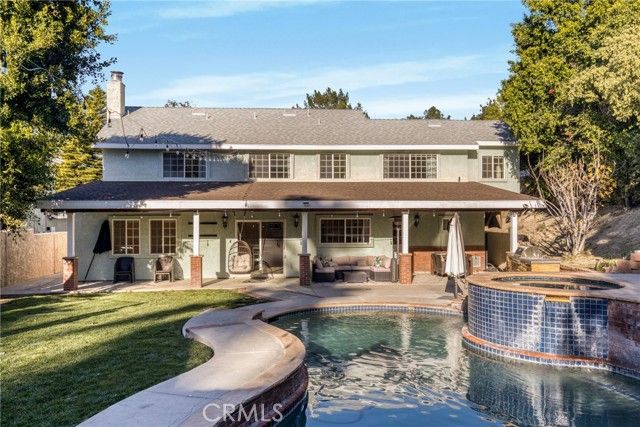 22158 Rayen, West Hills (los Angeles), CA 91304