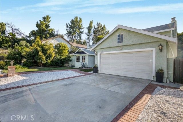 22158 Rayen, West Hills (los Angeles), CA 91304