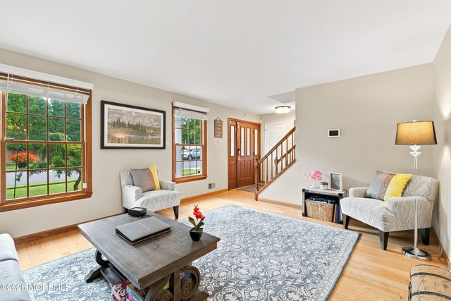 21 Gary Drive, Englishtown, NJ 07726