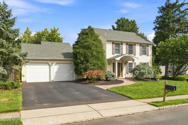 21 Gary Drive, Englishtown, NJ 07726