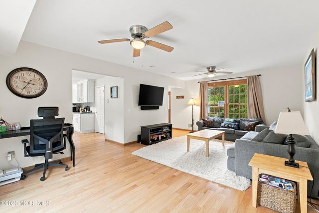21 Gary Drive, Englishtown, NJ 07726