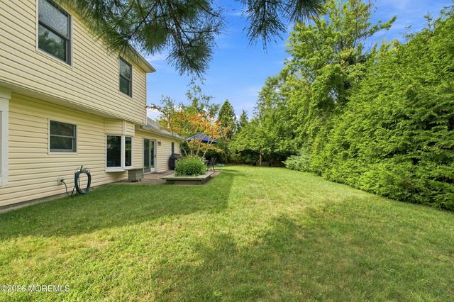 21 Gary Drive, Englishtown, NJ 07726
