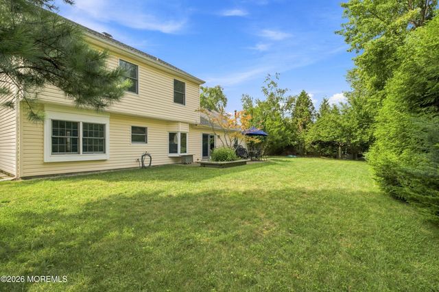 21 Gary Drive, Englishtown, NJ 07726