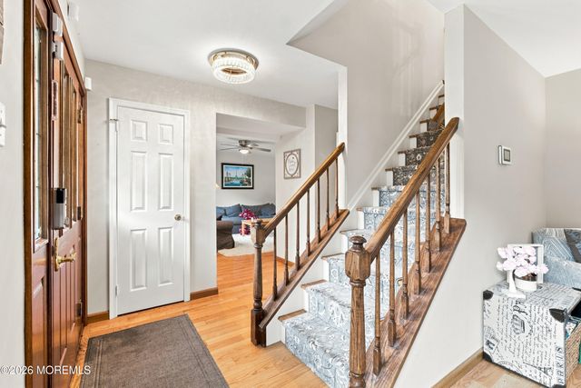21 Gary Drive, Englishtown, NJ 07726