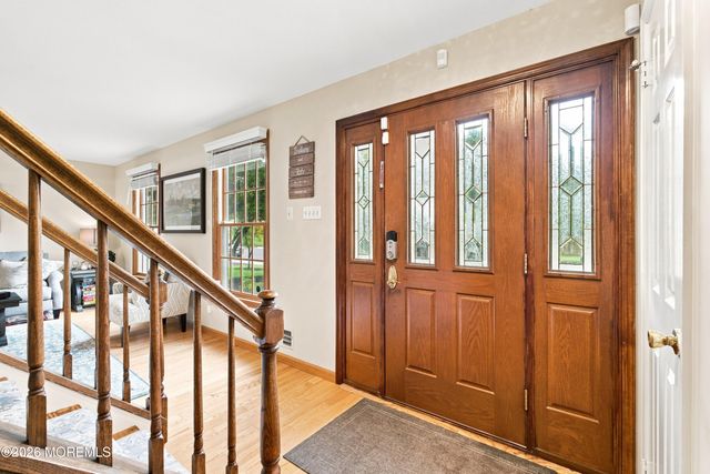 21 Gary Drive, Englishtown, NJ 07726