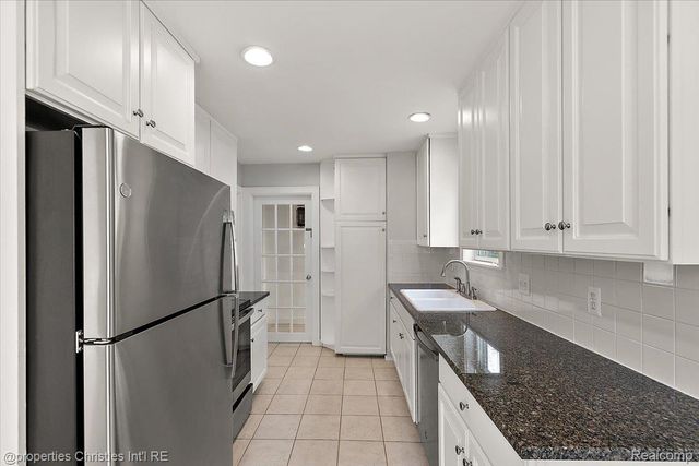 1007 CHESTER Street, Birmingham, MI 48009