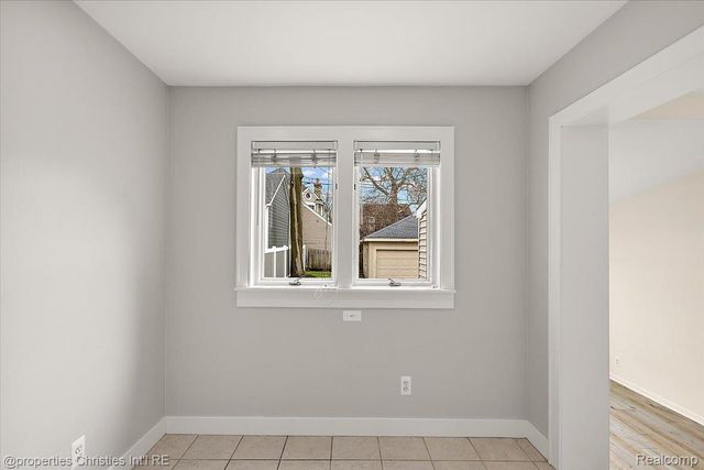 1007 CHESTER Street, Birmingham, MI 48009