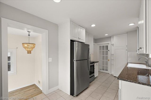 1007 CHESTER Street, Birmingham, MI 48009