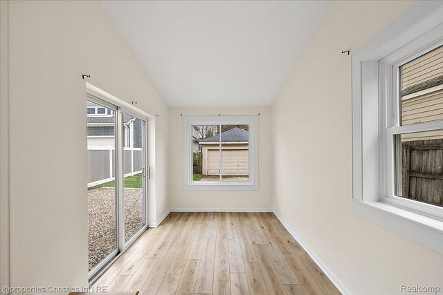 1007 CHESTER Street, Birmingham, MI 48009