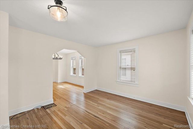 1007 CHESTER Street, Birmingham, MI 48009