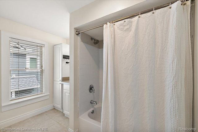 1007 CHESTER Street, Birmingham, MI 48009