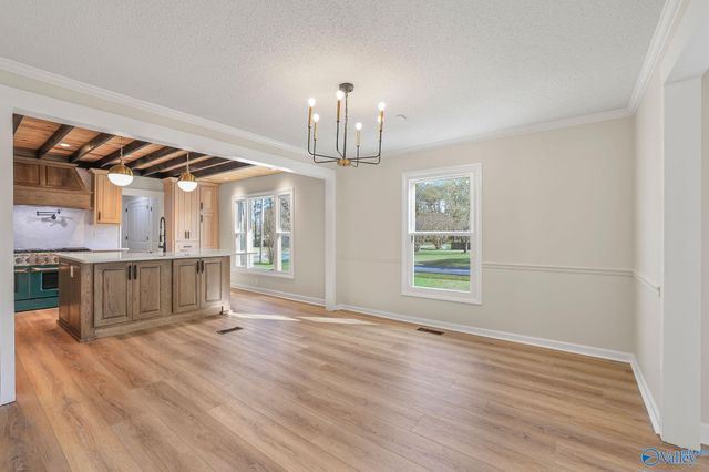 2401 Old Creek Trail SE, Decatur, AL 35603