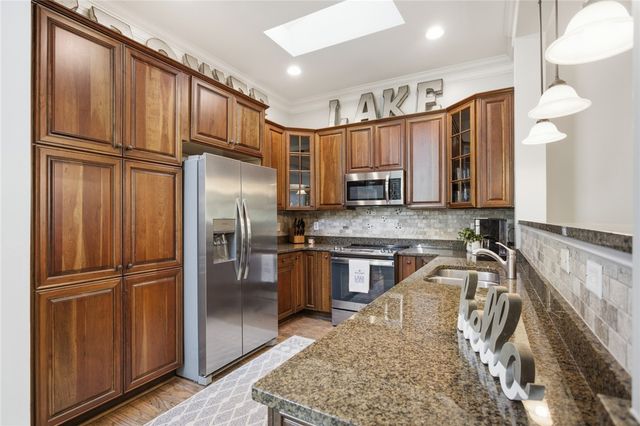 578 Sunset Point Drive, West Union, SC 29696