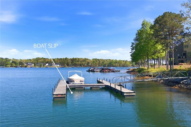 578 Sunset Point Drive, West Union, SC 29696