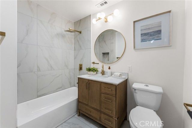 14138 Archwood, Van Nuys (los Angeles), CA 91405