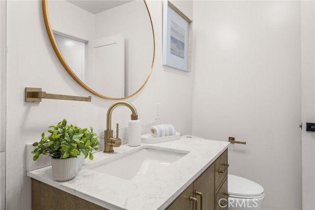 14138 Archwood, Van Nuys (los Angeles), CA 91405