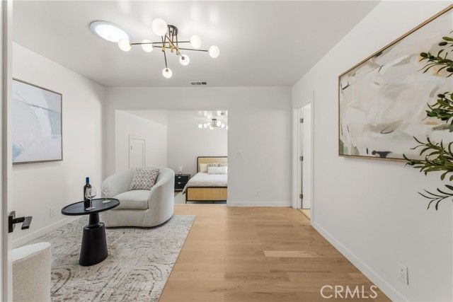 14138 Archwood, Van Nuys (los Angeles), CA 91405