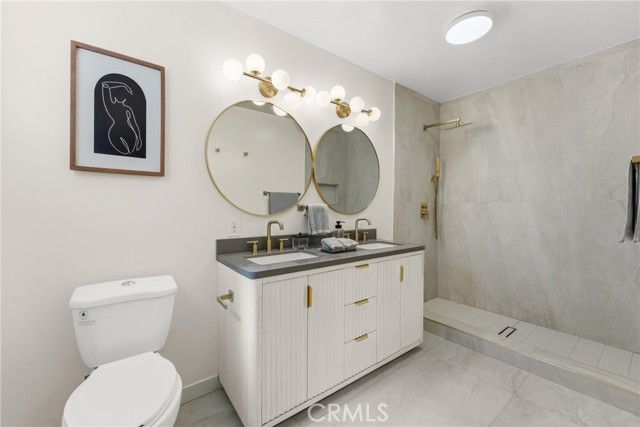 14138 Archwood, Van Nuys (los Angeles), CA 91405