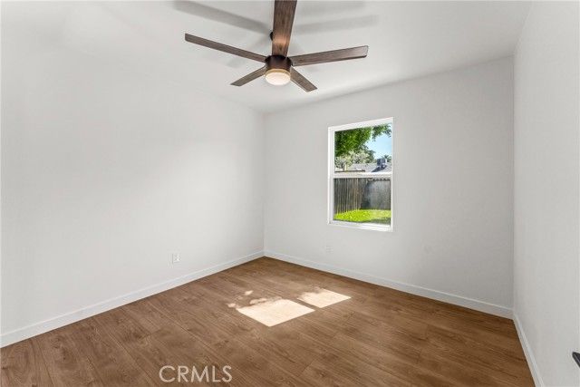 14138 Archwood, Van Nuys (los Angeles), CA 91405