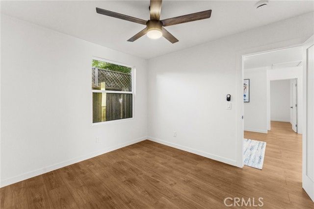 14138 Archwood, Van Nuys (los Angeles), CA 91405