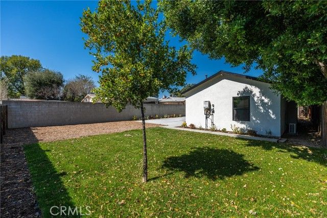 14138 Archwood, Van Nuys (los Angeles), CA 91405