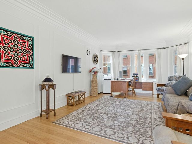 5832 S Stony Island Avenue 12B, Chicago, IL 60637