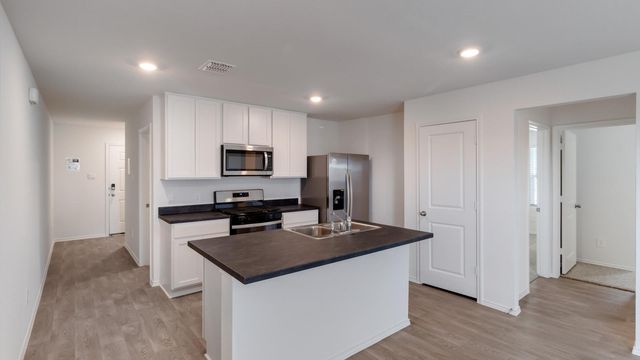 149 Bull Lake CIR, Buda, TX 78610