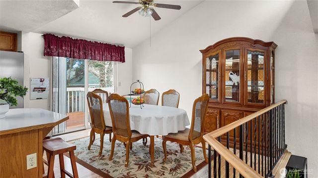 9612 Vantage Terrace Court SE, Olympia, WA 98513