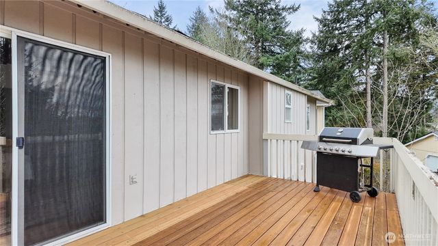 9612 Vantage Terrace Court SE, Olympia, WA 98513