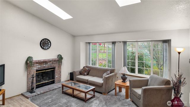 9612 Vantage Terrace Court SE, Olympia, WA 98513