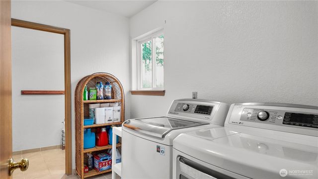 9612 Vantage Terrace Court SE, Olympia, WA 98513