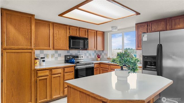 9612 Vantage Terrace Court SE, Olympia, WA 98513