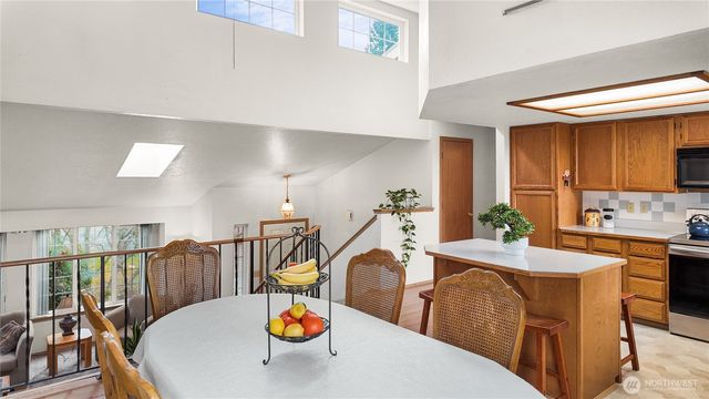 9612 Vantage Terrace Court SE, Olympia, WA 98513