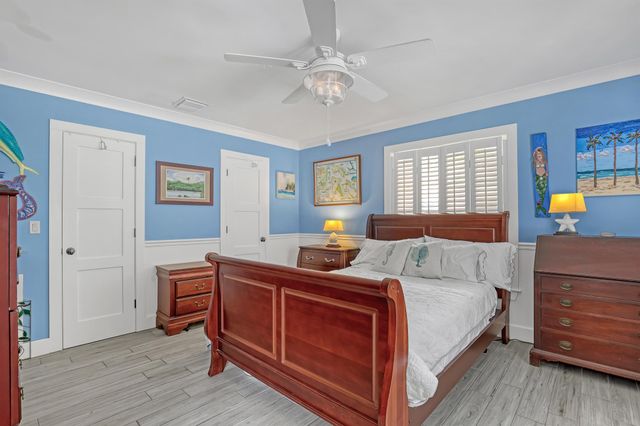 219 Claremont Lane, Palm Beach Shores, FL 33404