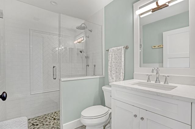 219 Claremont Lane, Palm Beach Shores, FL 33404