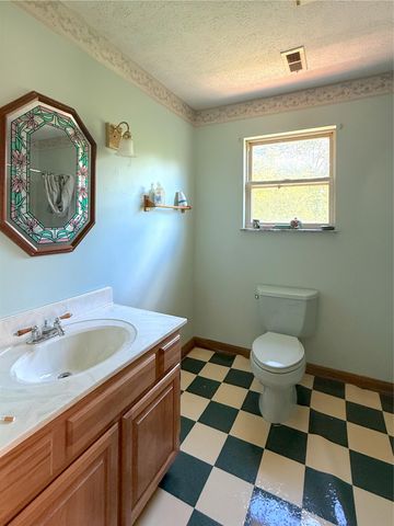 400 Paradise Lane, Huntington, WV 25704