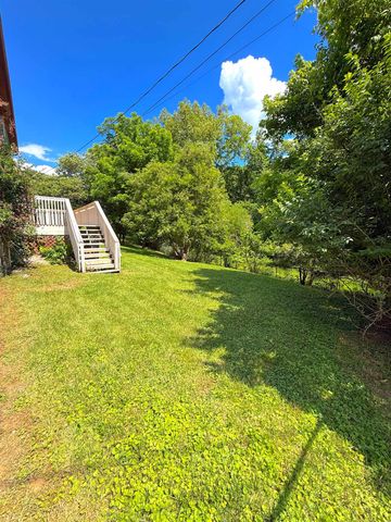 400 Paradise Lane, Huntington, WV 25704