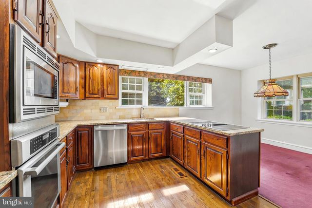 727 RIGHTERS MILL RD, Penn Valley, PA 19072