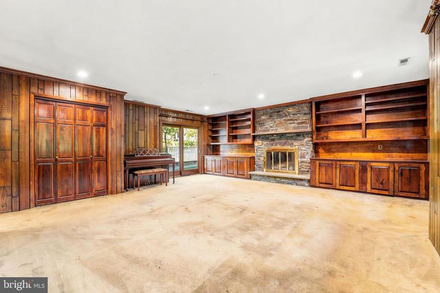727 RIGHTERS MILL RD, Penn Valley, PA 19072