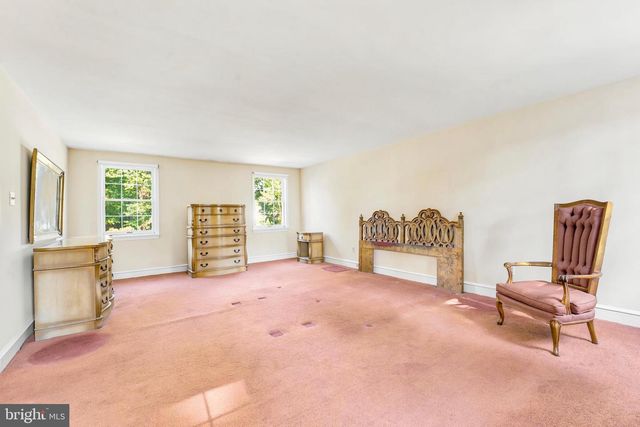 727 RIGHTERS MILL RD, Penn Valley, PA 19072