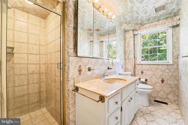 727 RIGHTERS MILL RD, Penn Valley, PA 19072