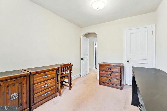 727 RIGHTERS MILL RD, Penn Valley, PA 19072