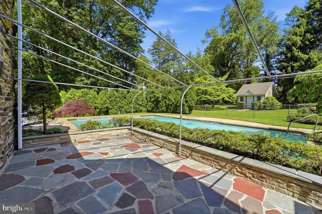727 RIGHTERS MILL RD, Penn Valley, PA 19072