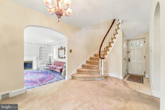 727 RIGHTERS MILL RD, Penn Valley, PA 19072