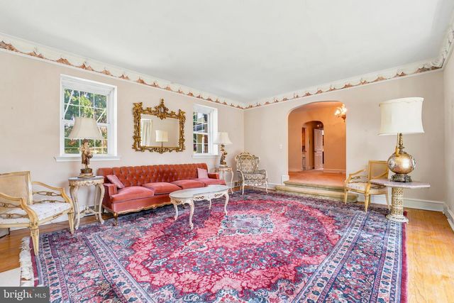 727 RIGHTERS MILL RD, Penn Valley, PA 19072